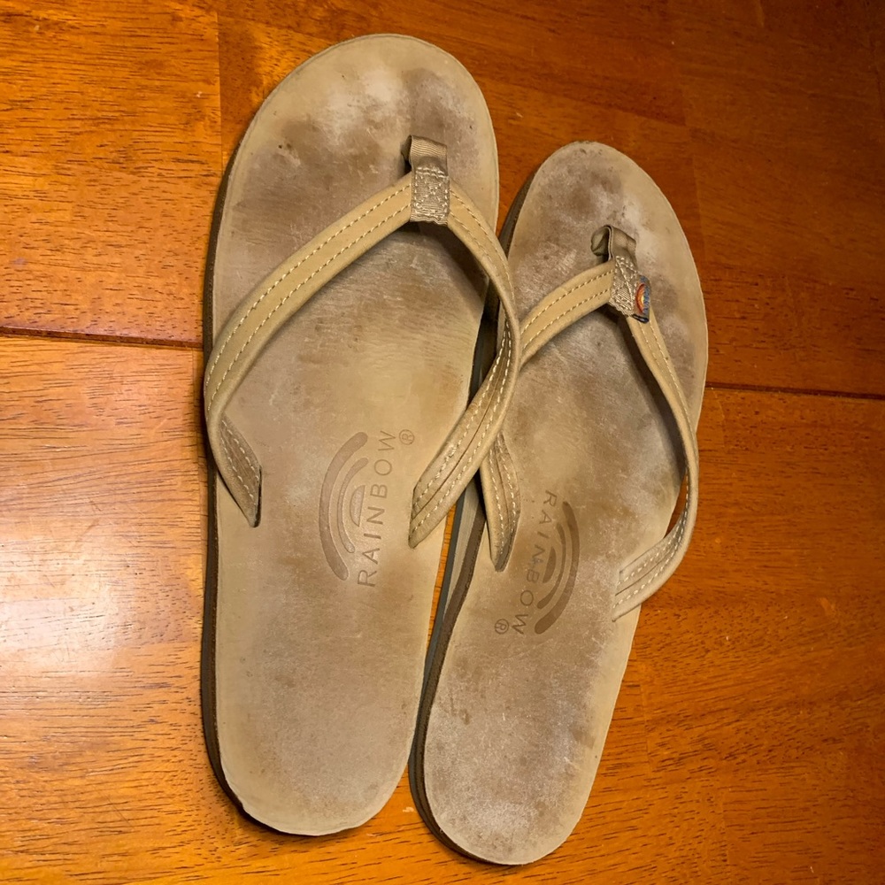 RAINBOW FLIP FLOPS (WOMENS SIZE 9)